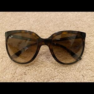Polarized Ray Bans